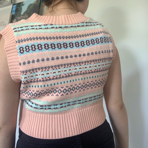 cropped cardigan - Picture 4 of 5